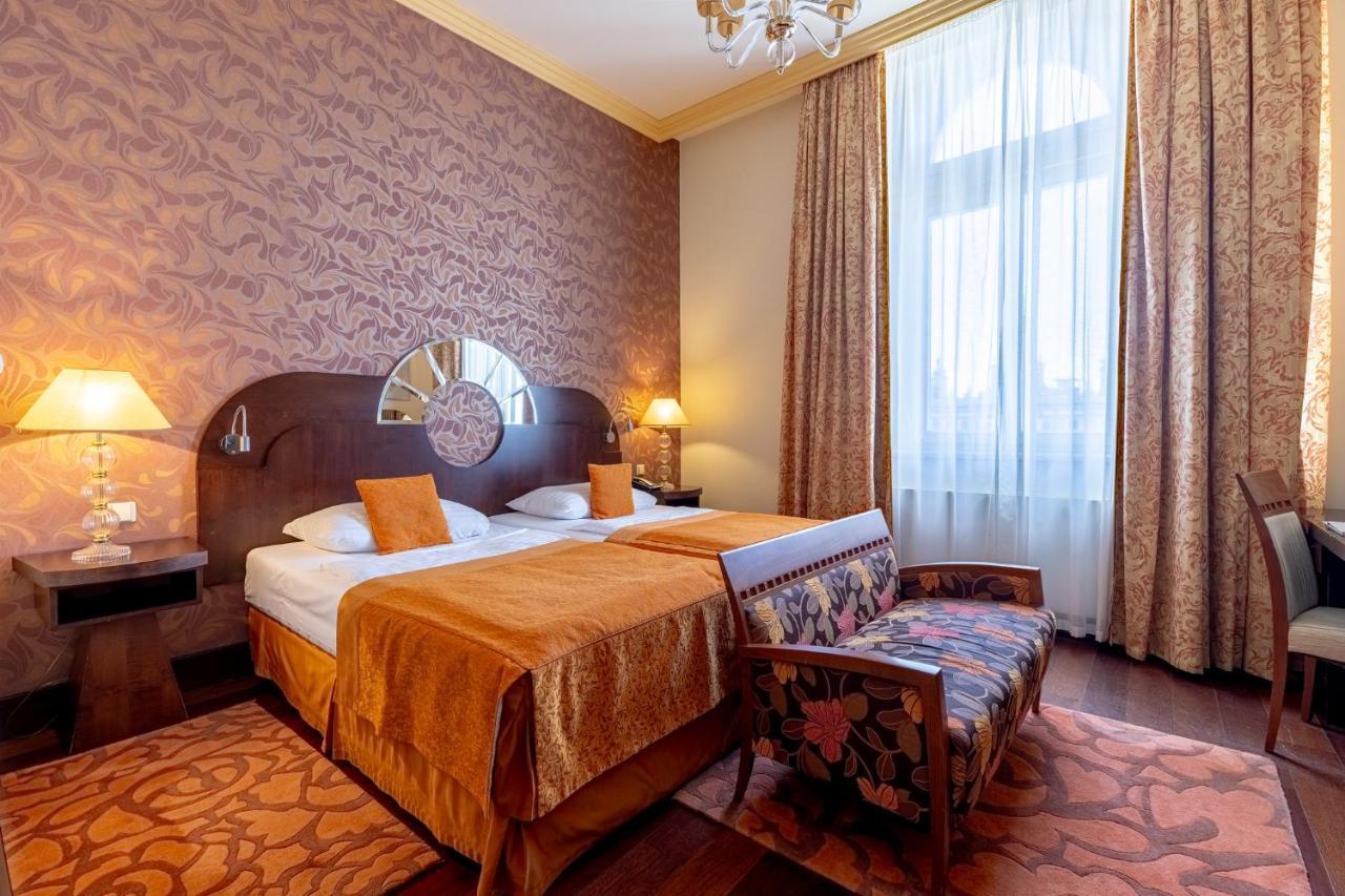 Grandhotel Zvon Ceske Budejovice Extérieur photo